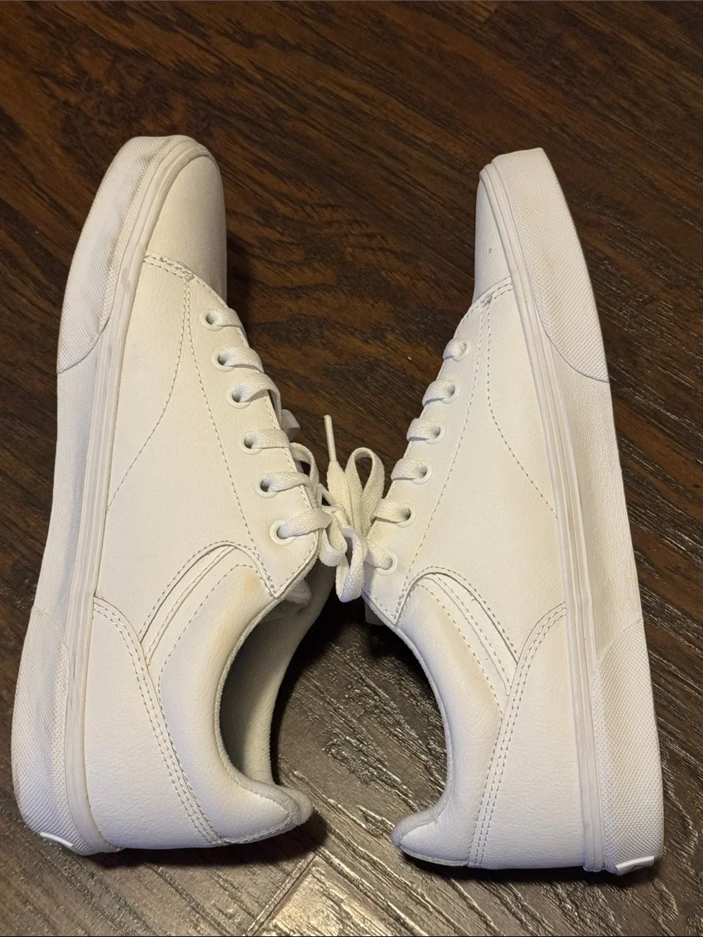 Vans Men’s Crispy White Low-Top Leather Sneakers